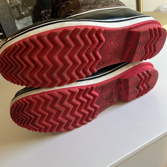 Dream Pairs duck boots - Picture 5 of 5